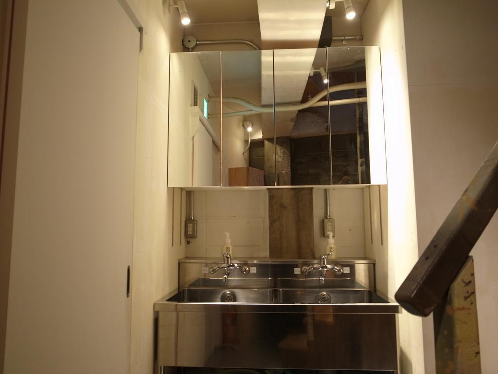 Kawaramachi Domitory Hotel Takamatsu Bagian luar foto