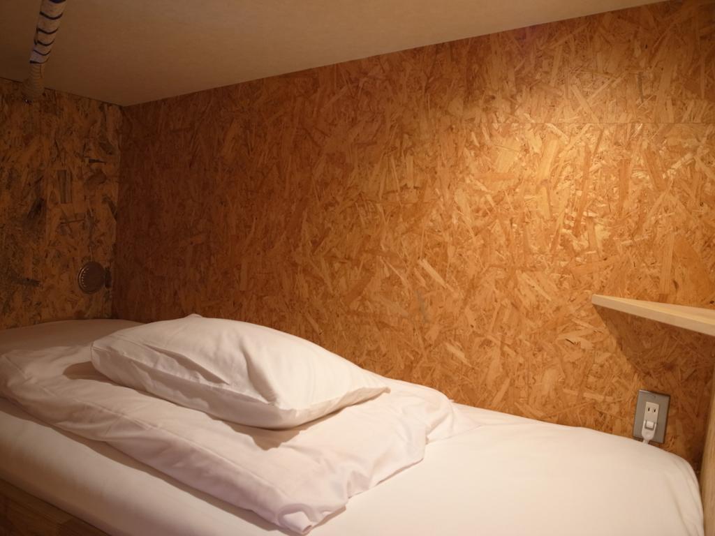 Kawaramachi Domitory Hotel Takamatsu Bagian luar foto
